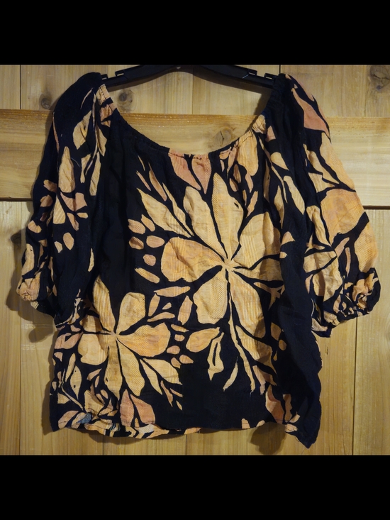 Anthropologie Off Shoulder Blouse with Black And Rust Floral Print - Picture 6 of 9
